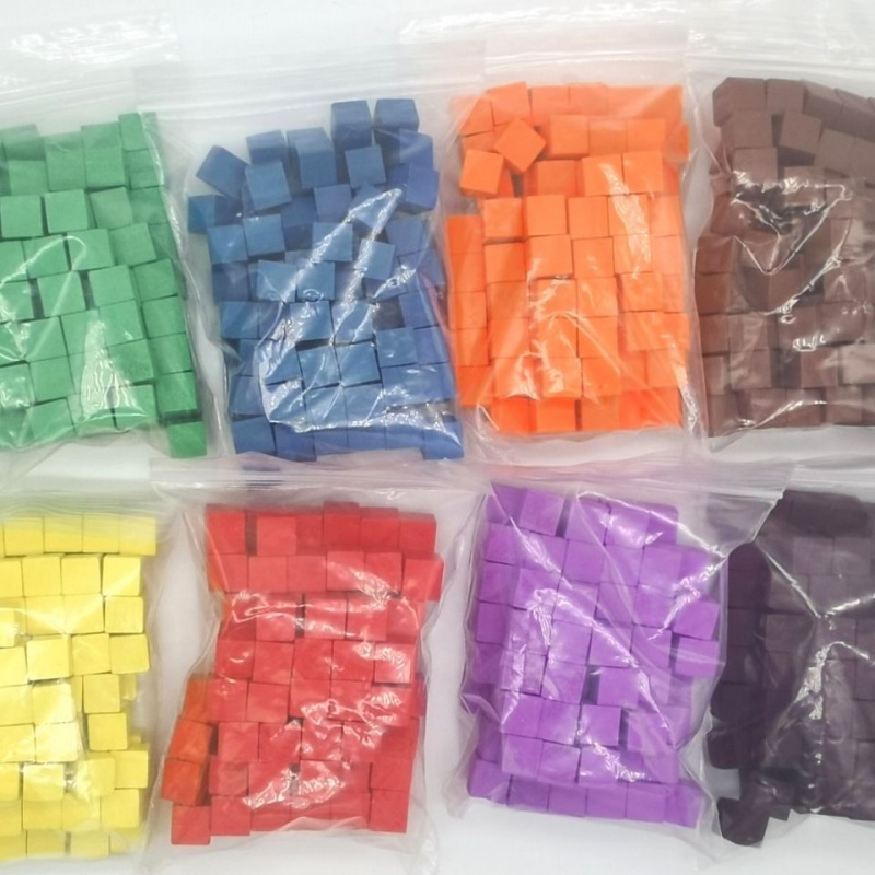 Board Game Hegemony - 100 ชิ้น/ล็อต 10 มม.ไม้ก้อนลูกเต๋าที่มีสีสันหมากรุกชิ้นมุมขวาสําหรับ Token ปริศนาเกมกระดาน